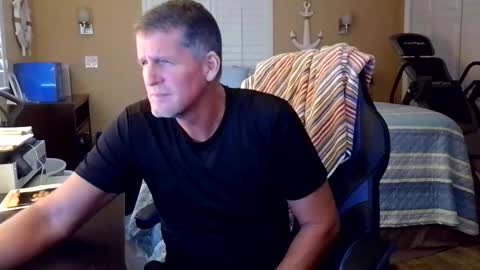 Snapshot of hvacstud4 chatting on 8, 5, 2026 hvacstud4 online show from 8, 5, 2026