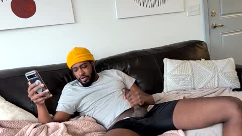 Snapshot of hydroblack chatting on 3, 3, 2026 HydroBlack online show from 3, 3, 2026