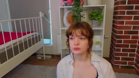 Snapshot of hyelorenson chatting on 11, 6, 2026 Mona online show from 11, 6, 2026