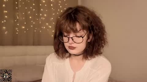 Snapshot of hyelorenson chatting on 1, 7, 2026 Mona online show from 1, 7, 2026