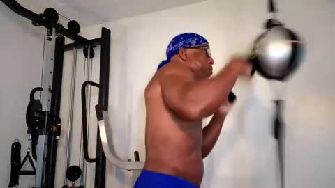 Snapshot of hypno_dick_therapy chatting on 29, 12, 2024 Mr. Frost online show from 29, 12, 2024