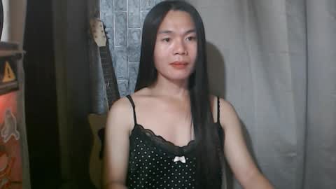 Snapshot of i_am_asian90 chatting on 19, 10, 2025 Kim online show from 19, 10, 2025