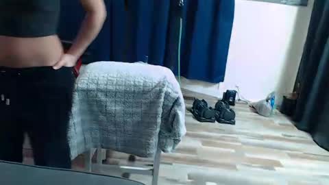 Snapshot of i_fetishize_u chatting on 18, 12, 2024 ShortStuff online show from 18, 12, 2024