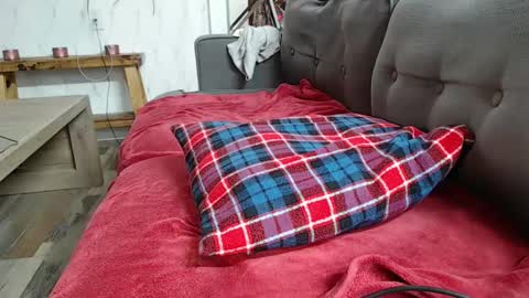 Snapshot of i_fetishize_u chatting on 16, 2, 2025 ShortStuff online show from 16, 2, 2025