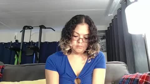 Snapshot of i_fetishize_u chatting on 25, 2, 2025 ShortStuff online show from 25, 2, 2025