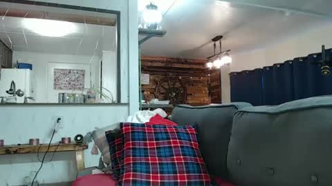 Snapshot of i_fetishize_u chatting on 6, 3, 2025 ShortStuff online show from 6, 3, 2025