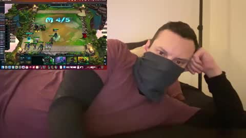 Snapshot of i_o_ro chatting on 16, 12, 2024 i o ro online show from 16, 12, 2024