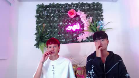 Snapshot of iam_lukas__ chatting on 2, 11, 2025 iam_lukas__ online show from 2, 11, 2025