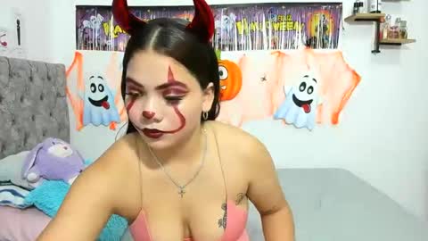 iam_mai online show from 31, 10, 2025