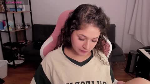 On instagram Imm  NikkiHelp me reach 100 likes online show from 4, 12, 2025