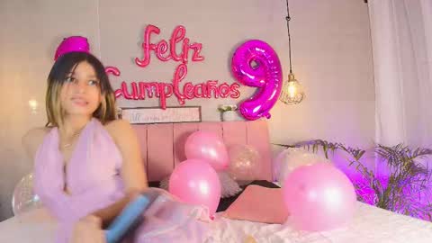 Snapshot of iam_sofii chatting on 12, 11, 2025 sofi online show from 12, 11, 2025