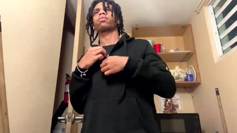 iamadielpr online show from 2, 12, 2025