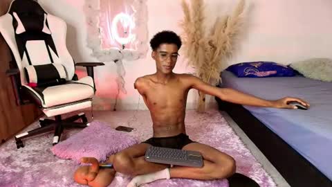 iamandrey_ online show from 2, 7, 2026