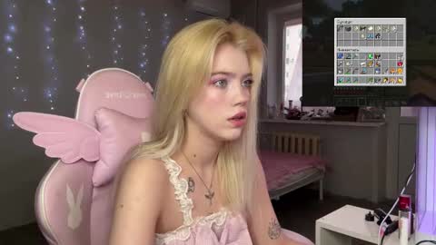 Cassie  STREAMS HERE EVERYDAY online show from 25, 2, 2026