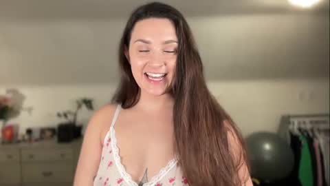 Crystal online show from 5, 3, 2026