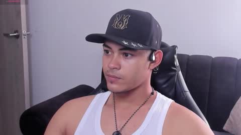 Dylan  independent model  online show from 22, 3, 2026