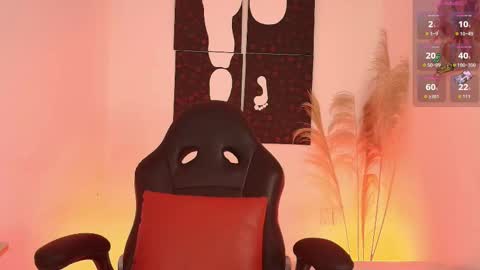 IM LOLA  online show from 6, 10, 2025