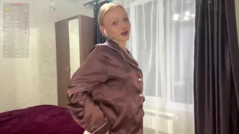 Lylu online show from 28, 10, 2025