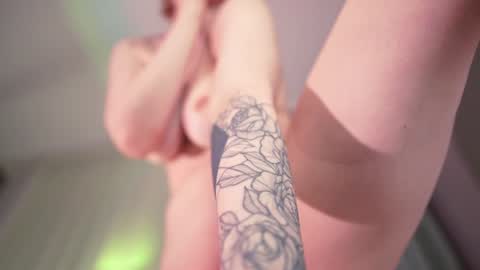 Snapshot of iamninamint chatting on 21, 12, 2024 Nina online show from 21, 12, 2024