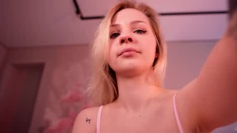 Snapshot of iamninamint chatting on 7, 7, 2026 Nina online show from 7, 7, 2026