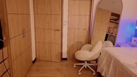 Nyxy online show from 19, 2, 2026