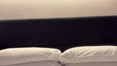 Iamthecowgodmoo online show from 6, 12, 2024