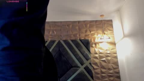 IAN CASTILLO online show from 28, 3, 2026