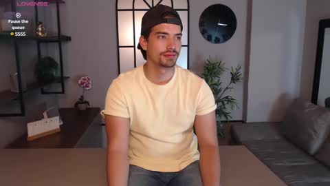 Snapshot of ian_davis chatting on 29, 12, 2024 Ian Davis online show from 29, 12, 2024