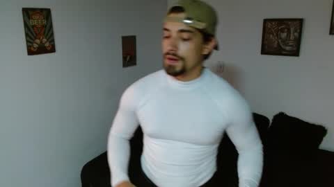 Ian Davis online show from 7, 11, 2025