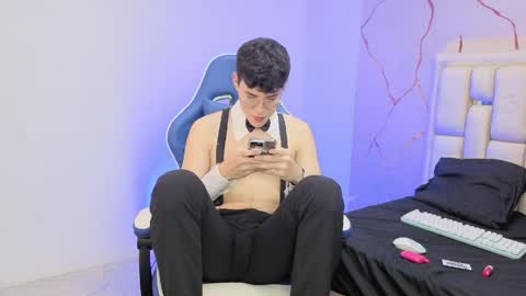 Ian  online show from 28, 3, 2026