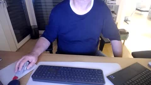 iandy12 online show from 2, 3, 2026