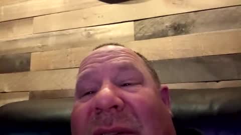Snapshot of icanmakeyousquirt69 chatting on 28, 4, 2026 icanmakeyousquirt69 online show from 28, 4, 2026