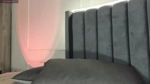 Snapshot of ice_princess__ chatting on 12, 11, 2025 Crystall online show from 12, 11, 2025