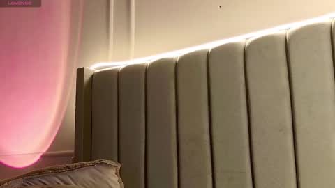 Snapshot of ice_princess__ chatting on 21, 11, 2025 Crystall online show from 21, 11, 2025