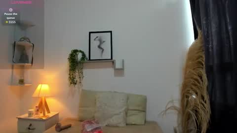 Snapshot of ice_y_abigail chatting on 11, 11, 2025 ice_y_abigail online show from 11, 11, 2025