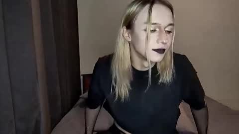 Jade online show from 5, 12, 2025