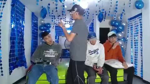 Snapshot of icevermilk chatting on 16, 1, 2025 THOMAS AND DAMIAND online show from 16, 1, 2025