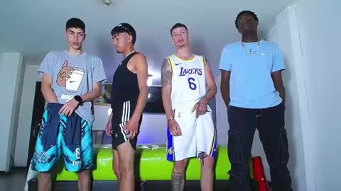 Snapshot of icevermilk chatting on 26, 9, 2025 THOMAS AND DAMIAND online show from 26, 9, 2025