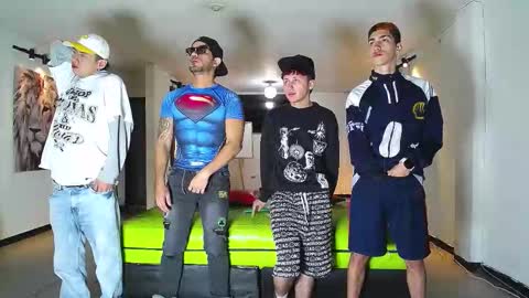 Snapshot of icevermilk chatting on 15, 11, 2025 THOMAS AND DAMIAND online show from 15, 11, 2025