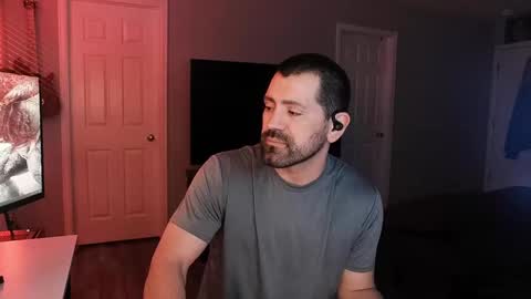 Snapshot of icy_ivy chatting on 12, 3, 2025 Ivan online show from 12, 3, 2025