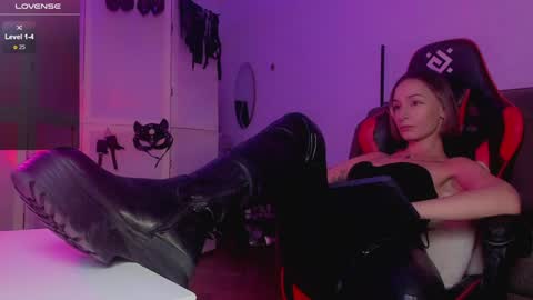 Mary online show from 20, 12, 2024