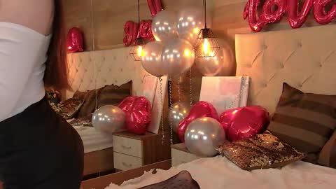 Ida Mask online show from 10, 2, 2026