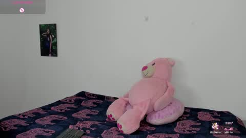 Snapshot of idarazanin24 chatting on 24, 12, 2024 Idara Zanin online show from 24, 12, 2024