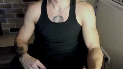 Snapshot of idkiww chatting on 4, 12, 2025 yo online show from 4, 12, 2025