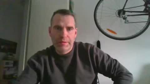 idontknowwhy1 online show from 10, 2, 2025