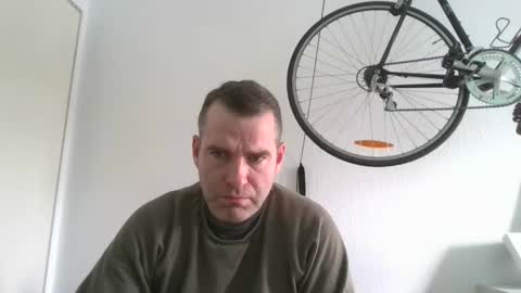 idontknowwhy1 online show from 16, 2, 2025