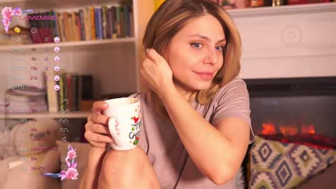 Snapshot of idontlikeguccibelts chatting on 4, 12, 2024 Little Flower online show from 4, 12, 2024