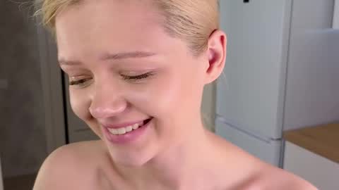 Lisa online show from 4, 3, 2025