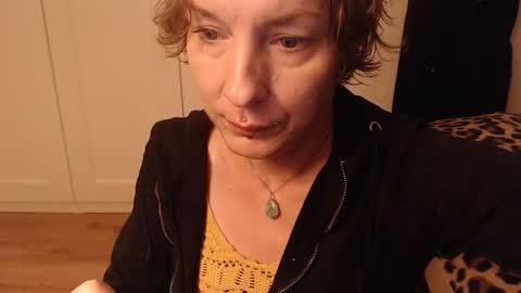 Snapshot of ifk_donkeysfr chatting on 12, 10, 2025 Ifk Donkeys online show from 12, 10, 2025