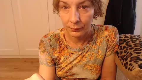 Snapshot of ifk_donkeysfr chatting on 14, 10, 2025 Ifk Donkeys online show from 14, 10, 2025